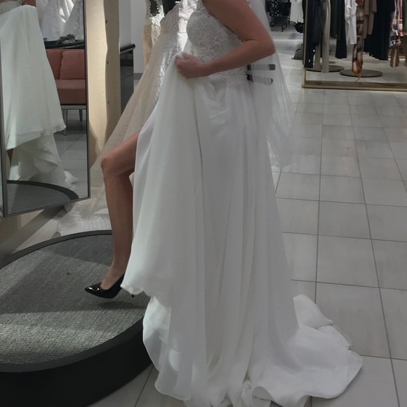 NEVER WORN - Blush by Hayley Paige Bridal Gown - Picture 5 of 9